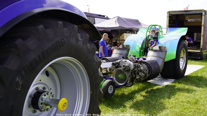 Trecker_Pulling_FOTO_www.MiOfoto_de