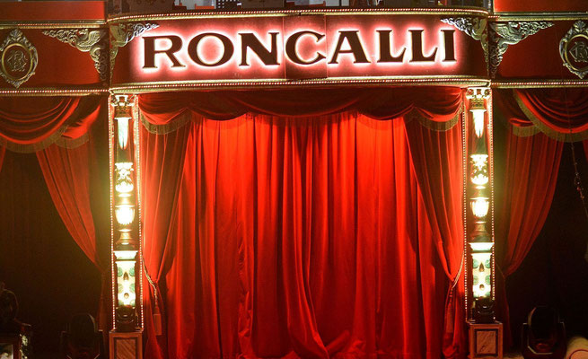 Circus Roncalli in Bremen, Foto von MiO Made in Oldenburg®, www.miofoto.de, Oldenburg