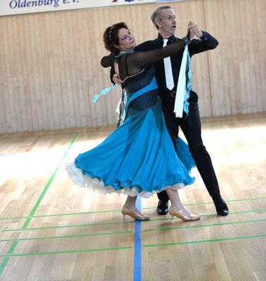 135 Tanzen_TTC_Oldenburg_FOTO_www.MiOfoto_de_Gerd_Schuett