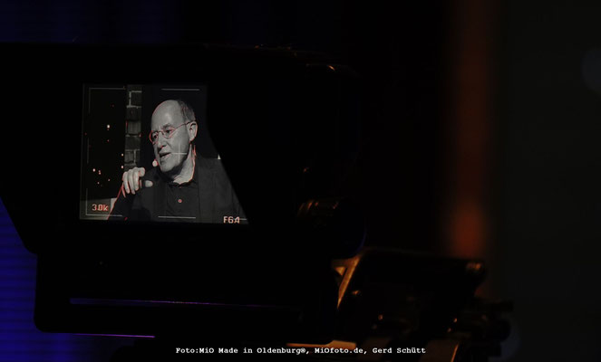 Gregor Gysi bei UNTERGERGS UNIVERSUM, Foto:MiO Made in Oldenburg®, MiOfoto.de, Gerd Schütt
