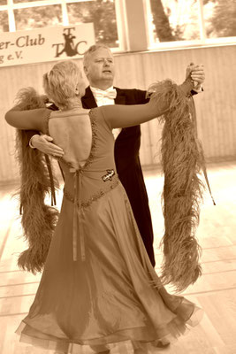 131Tanzen_TTC_Oldenburg_FOTO_www.MiOfoto_de_Gerd_Schuett