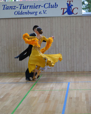 146 Tanzen_TTC_Oldenburg_FOTO_www.MiOfoto_de_Gerd_Schuett