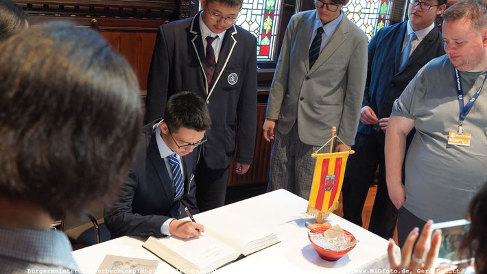 Bürgermeisterin Averbeck empfängt Schüler-Delegation aus Partnerstadt Qingdao, Foto:MiO Made in Oldenburg®, MiOfoto.de, Gerd Schütt