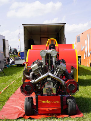 Trecker_Pulling_FOTO_www.MiOfoto_de
