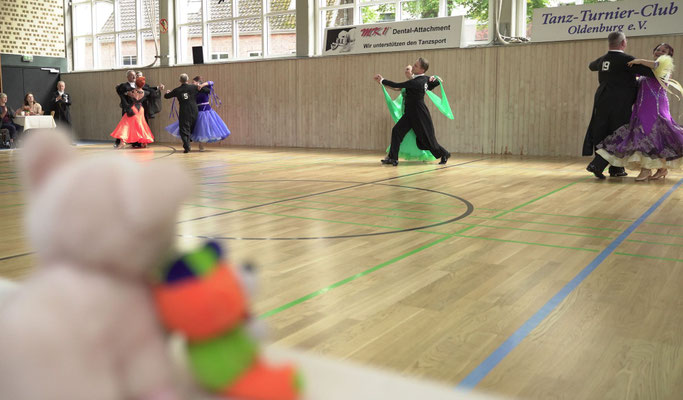 102 Tanzen_TTC_Oldenburg_FOTO_www.MiOfoto_de_Gerd_Schuett