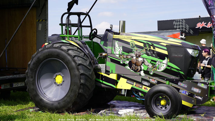 Trecker_Pulling_FOTO_www.MiOfoto_de