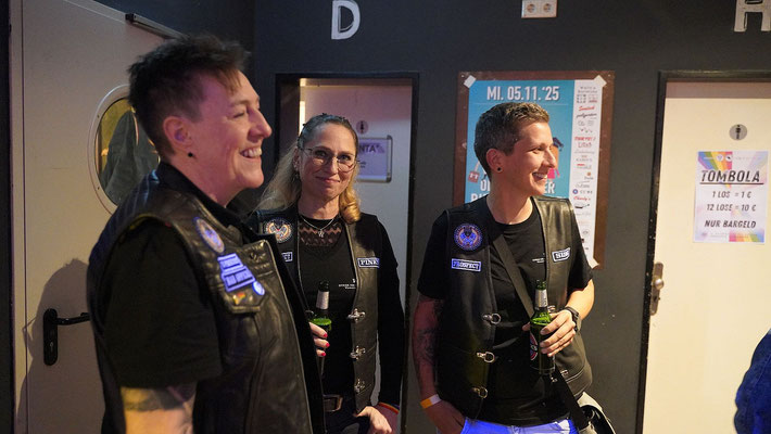 Dykes_on_Bikes_FOTO_wwwMiOfoto_de_Gerd_Schuett