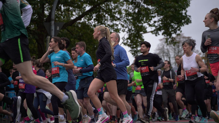 5 Oldenburg_Marathon_FOTO:_MiO_Made_in_Oldenburg®_www.MiOfoto.