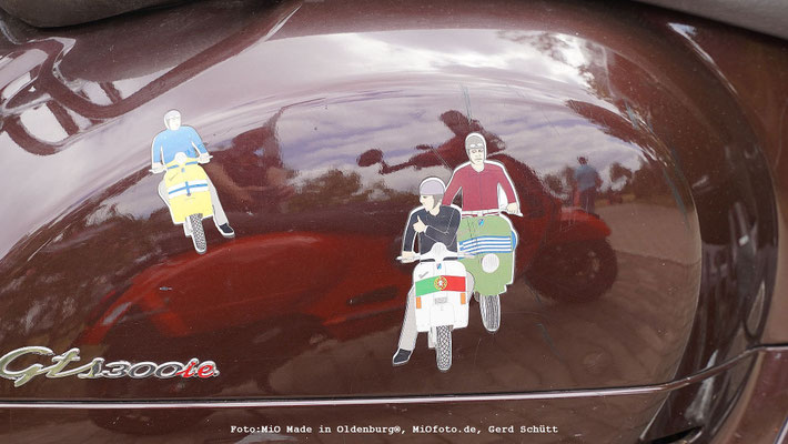 Vespa_Treffen_Foto_MiOfoto_de_Gerd_Schuett
