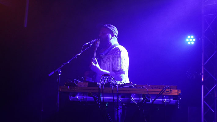 Foto_MiO_MiOfoto_de_Gerd_SchuettZ3M3NT Aktuelle Tour „Journey To A Beautifull Nowhere“-Tour Special Guest: Holz