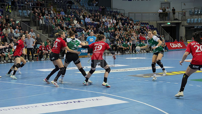 VfL_gegen HCT_Foto_MiO_MiOfoto_de_Gerd_Schuett