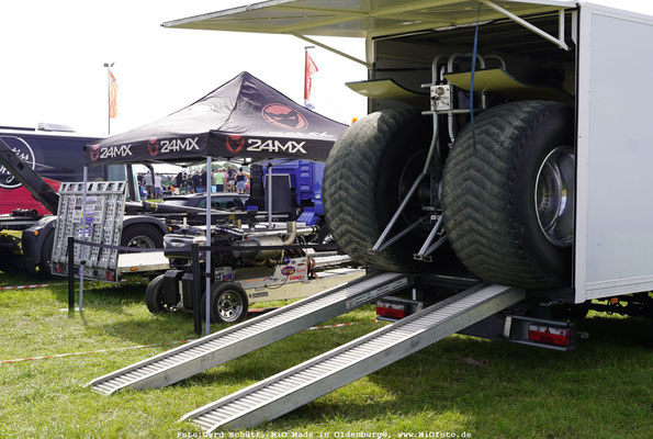 Trecker_Pulling_FOTO_www.MiOfoto_de