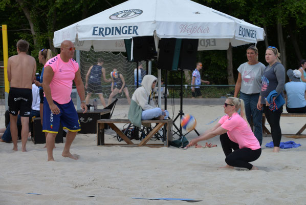 Beachvolleyball, Foto: MiOfoto.de