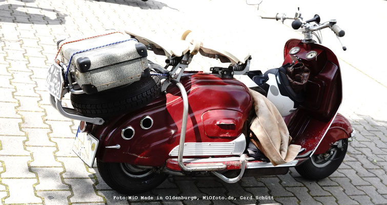 Vespa_Treffen_Foto_MiOfoto_de_Gerd_Schuett
