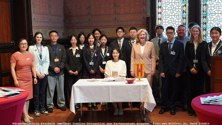 Bürgermeisterin Averbeck empfängt Schüler-Delegation aus Partnerstadt Qingdao, Foto:MiO Made in Oldenburg®, MiOfoto.de, Gerd Schütt