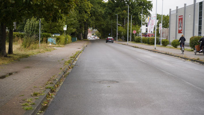FERTIG: Oldenburgs NEUE RENNSTRECKE Alter Postweg, Foto:MiOfoto.de
