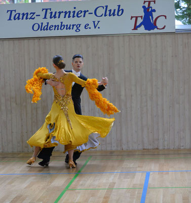 147 Tanzen_TTC_Oldenburg_FOTO_www.MiOfoto_de_Gerd_Schuett