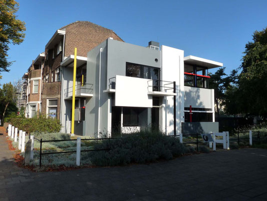 シュレーダー邸 / Rietveld Schröder House - 建築と街並みの備忘録 シュレーダー邸 / Rietveld Schröder House - 建築と街並みの備忘録