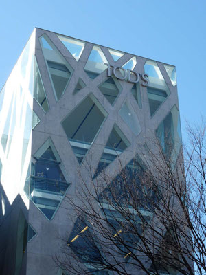 Tod S表参道ビル Tod S Omotesando Building 建築と街並みの備忘録 Tod S表参道ビル Tod S Omotesando Building 建築と街並みの備忘録