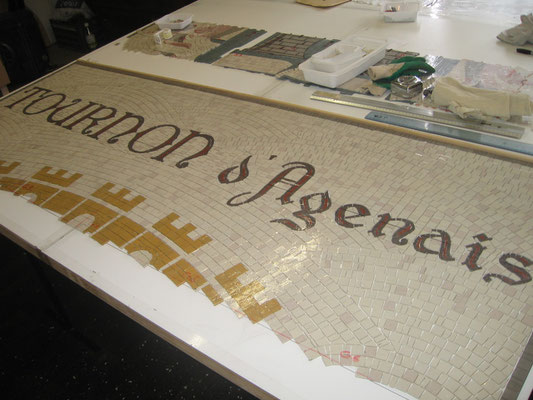 remplissage du fond partie haute de la fresque