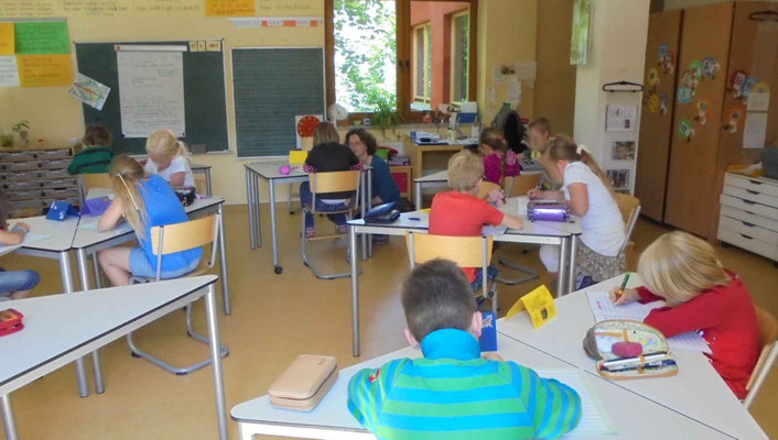 Kinder schreiben ihre Geschichte