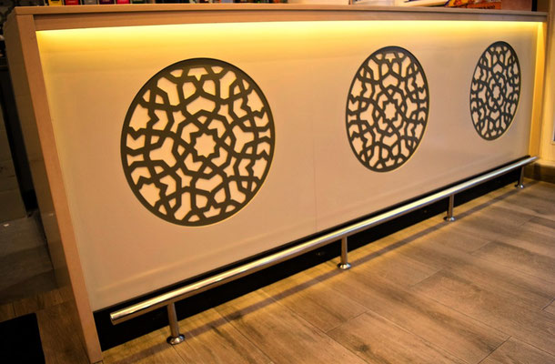 barras de bar  BARRA DE SILESTONE  CERÁMICA Y PANEL COMPOSITE