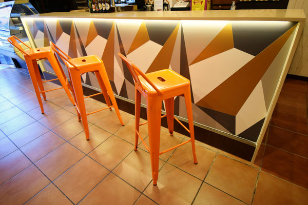 barras de bar BARRA DE SILESTONE Y PANEL COMPOSITE