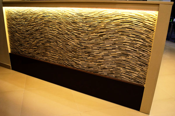 barras de bar  BARRA DE SILESTONE Y CERÁMICA