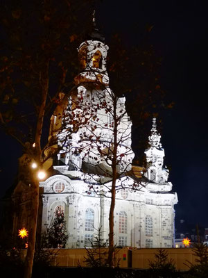 Dresdner Frauenkirche bei Nacht