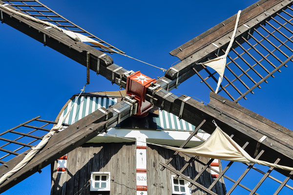 Die Bockwindmühle wurde im 17. Jahrhundert erbaut und ist somit die älteste erhaltene Windmühle Ostfrieslands.