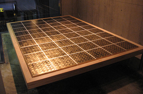Golden blocks_185.0×276.0cm_麻紙　金属箔　墨_2011