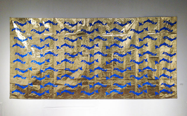 Blue wave,Blue country_255.0×545.0cm_ブルーシート　金属箔_2016