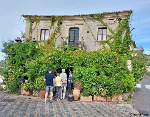 Bar Vitelli