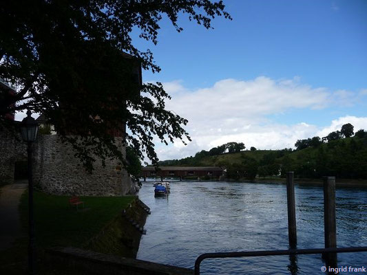 Dießenhofen, Henki-Turm mit gedeckter Holzbrücke