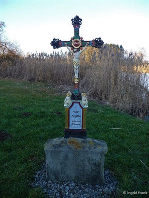 Inschrift: "Gott schütze unsere Fluren"