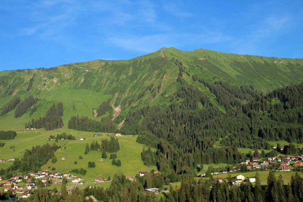 Gästehaus Wiesengrund, Riezlern im Kleinwalsertal, Ferienwohnungen mit Frühstück, Michi Heim