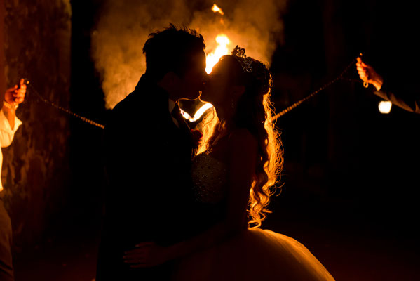 Brennendes Herz, Romantische Feuershow für Hochzeiten in Berlin und Brandenburg