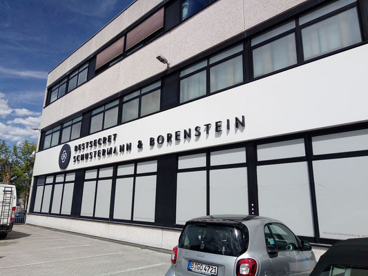 Profil 3 LED Buchstaben auf Rückblende München