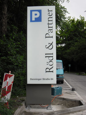 Werbestele Pylon Bogenhausen München