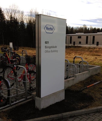 Edelstahl Pylon unbeleuchtet Penzberg München