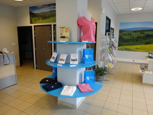 Présentoir pour l'Ofice de Tourisme de l'Albanais