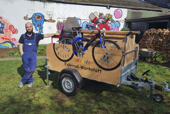 Auch die mobile Fahrradwerkstatt, präsentiert von Kai Rosengart, sorgte für Furore