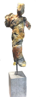 Figurine XII/ Skulptur aus Steinzeugmasse mit Kaltfarben Patina