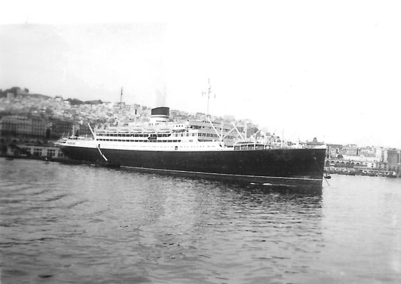 De Saturnia in de haven van Algiers, september 1938.