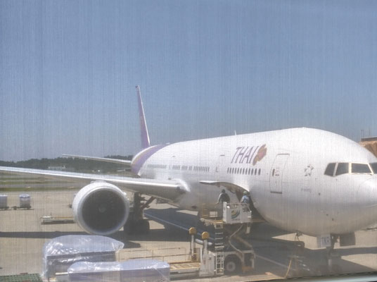TG643便　成田発バンコク行