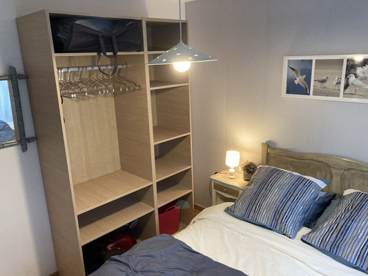 Penderie-dressing chambre "Mer" sur jardin du Gîte 4* Entre Mer et Forêt Quend plage Baies de Somme-Authie