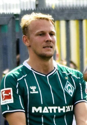 1-2 Nr.17 Marco Grüll  17