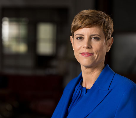 Business Portrait Frau CEO Eschborn, Portraitfotograf Raum Frankfurt