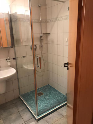 Dusche mit flachem Einstieg