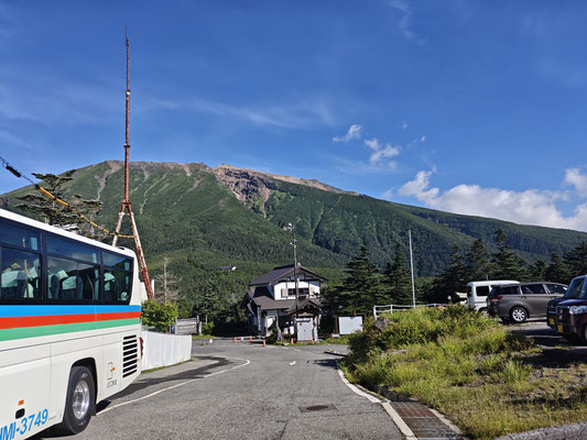 田ノ原より御山を望む
